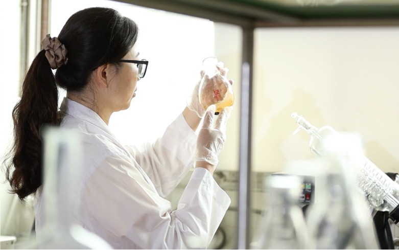 實驗室研究人員